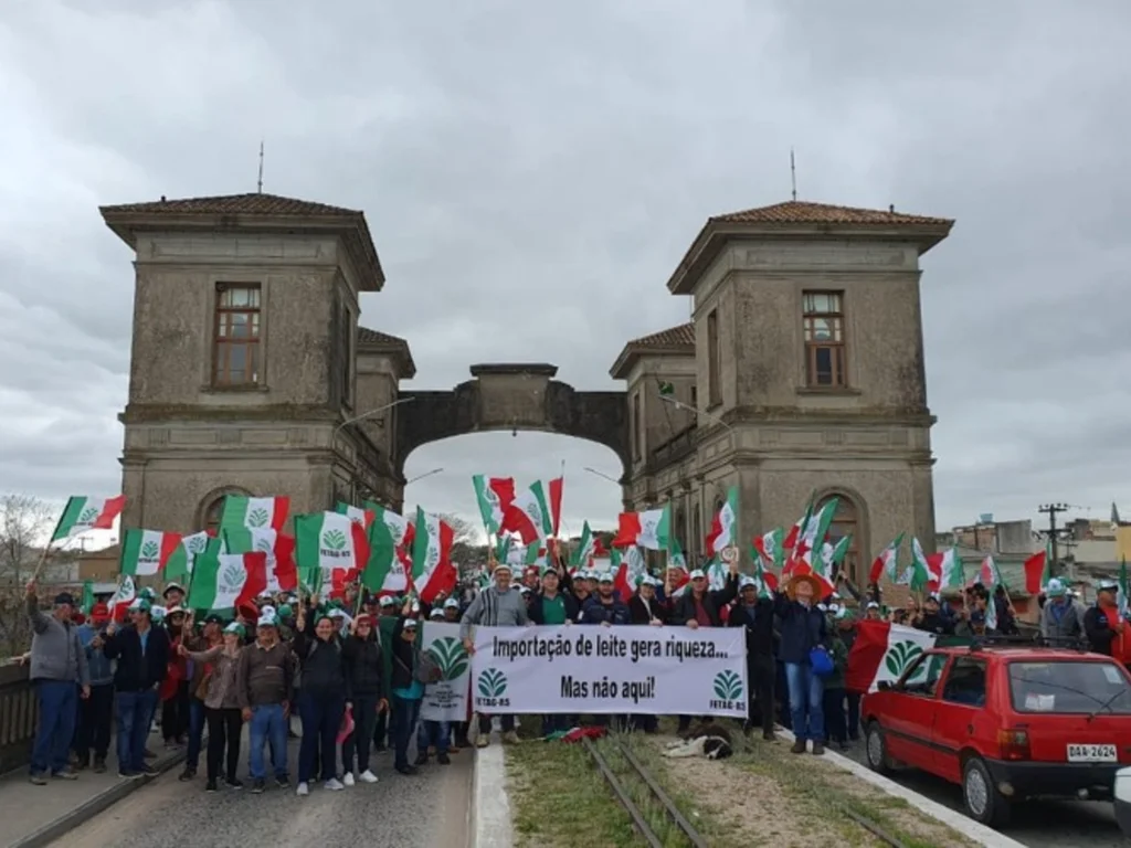 Lideranças pressionam por subsídios aos produtores de leite