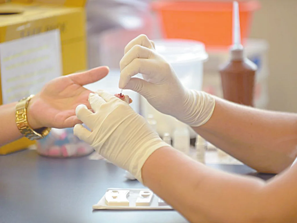 SAIS oferece testes rápidos gratuitos para hepatites, HIV e sífilis