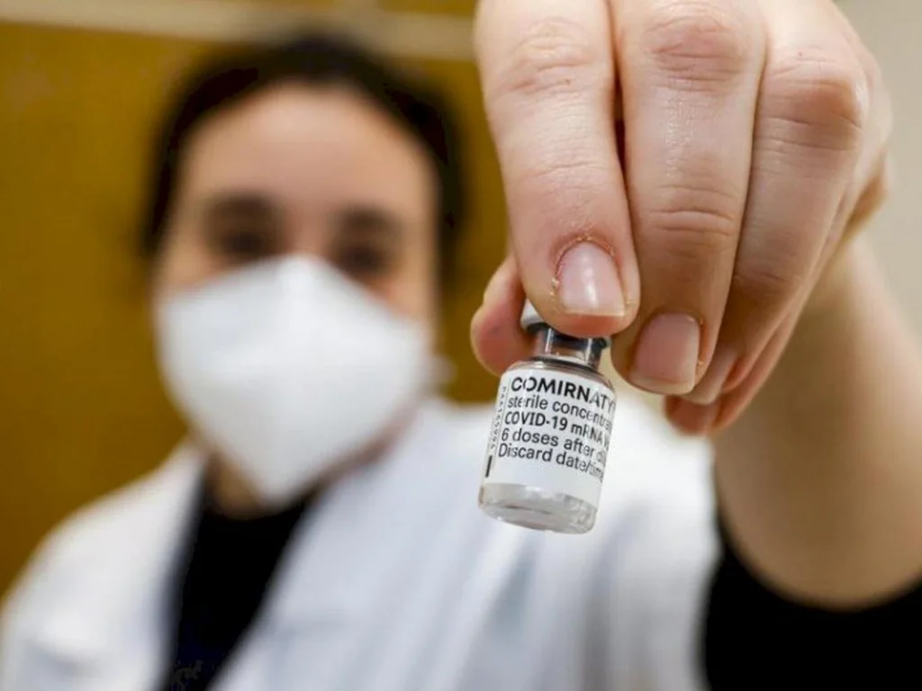 Gaúchos são capacitados para aplicar vacina da Pfizer