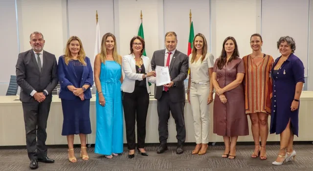 Defensoria e Estado firmam acordo para proteger órfãos do feminicídio