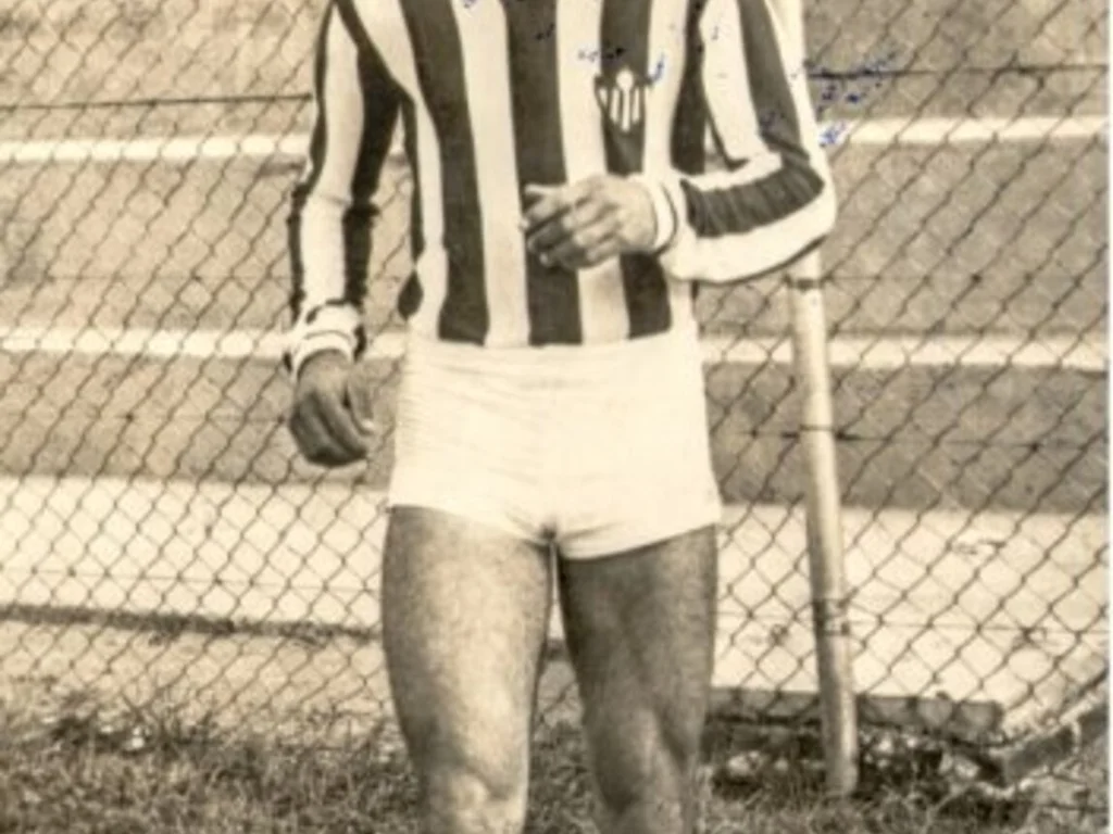 Ricardo Lemos, da zaga à casamata