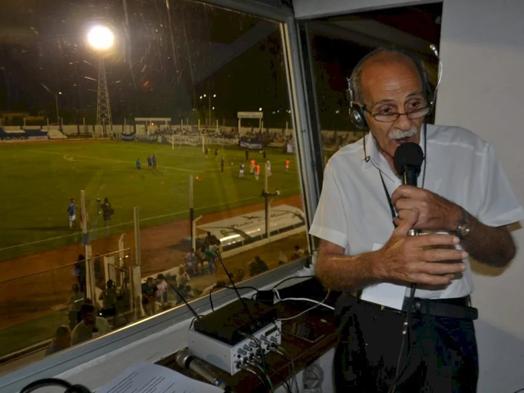 Rádio completa 100 anos no Brasil repleto de mudanças