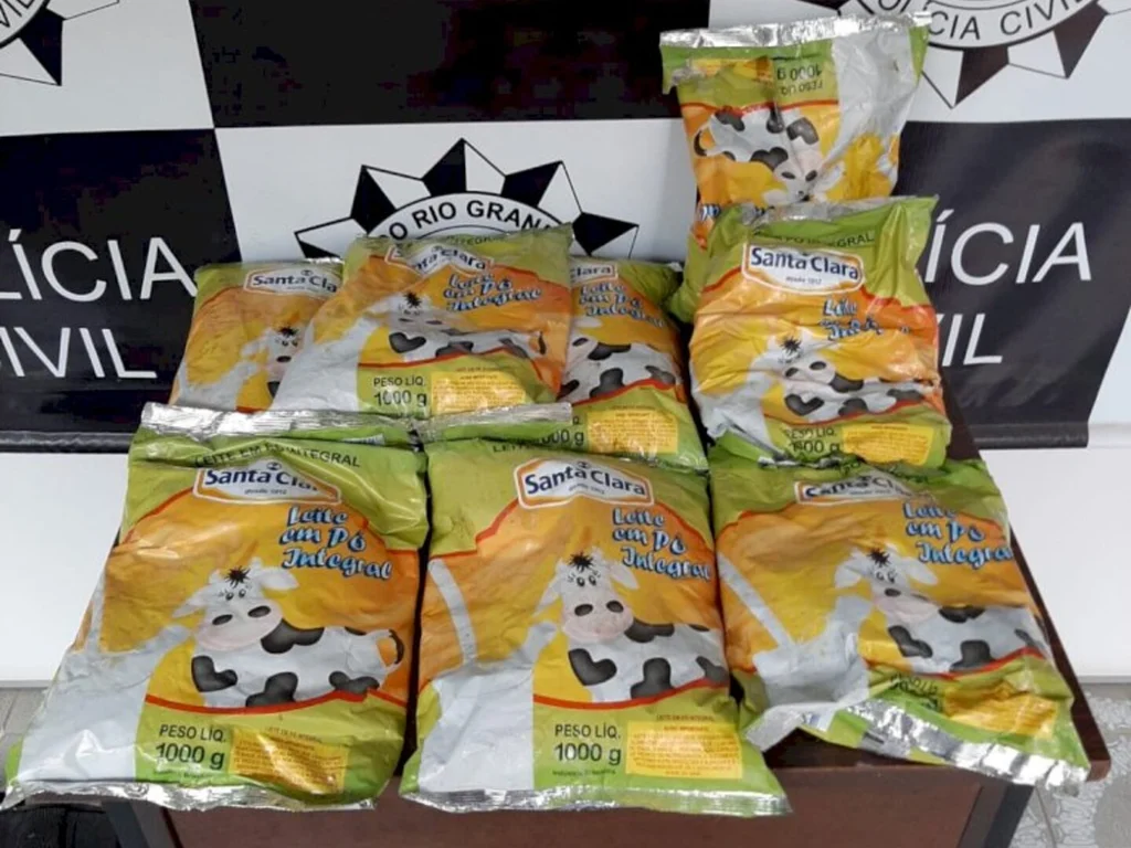 Polícia recupera parte de alimentos furtados