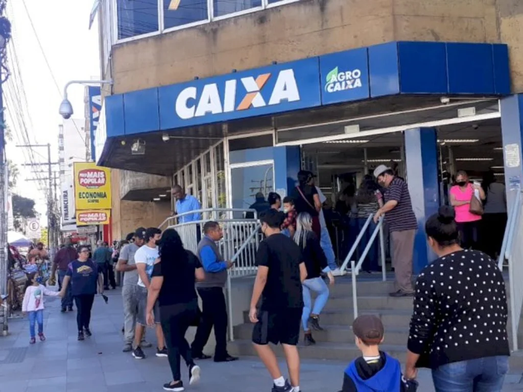 Bancos fecharão no feriado