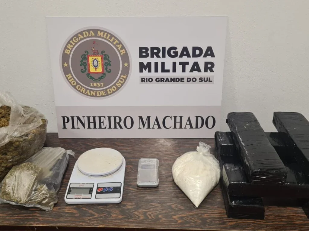 BM apreende seis quilos de maconha em Pinheiro Machado