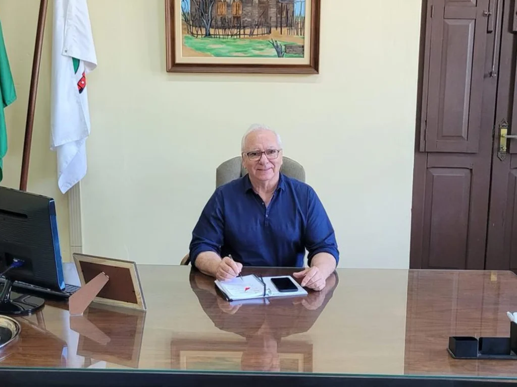 Dos quase 375 veículos da frota, apenas 100 estão aptos para uso