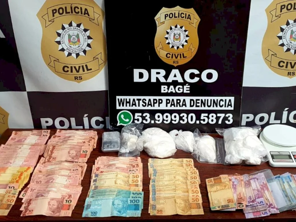 Polícia prende dois no Santa Flora por tráfico de drogas