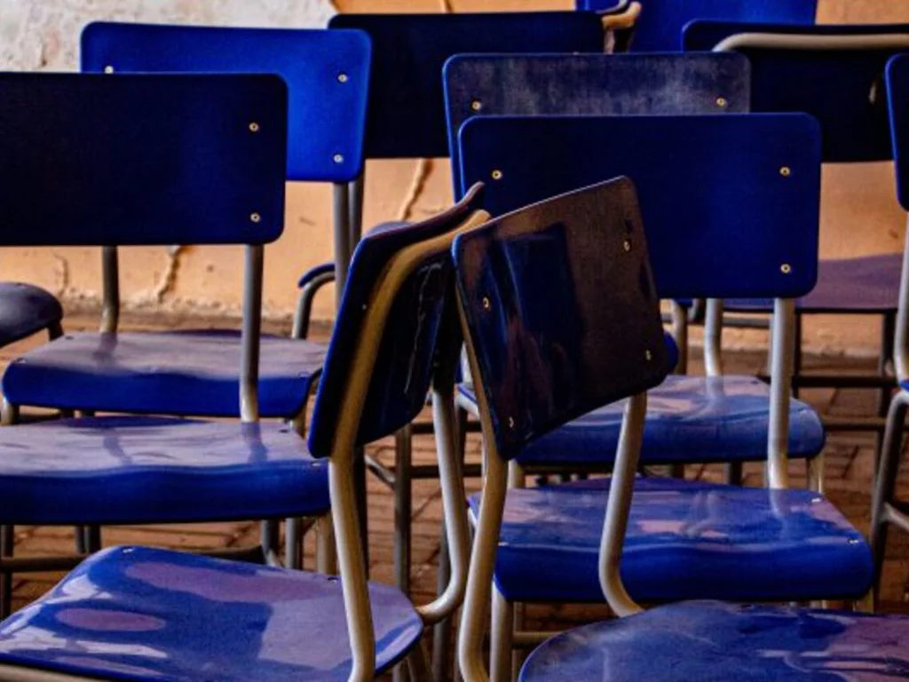 Ato unificado com participação de educadores ocorre hoje