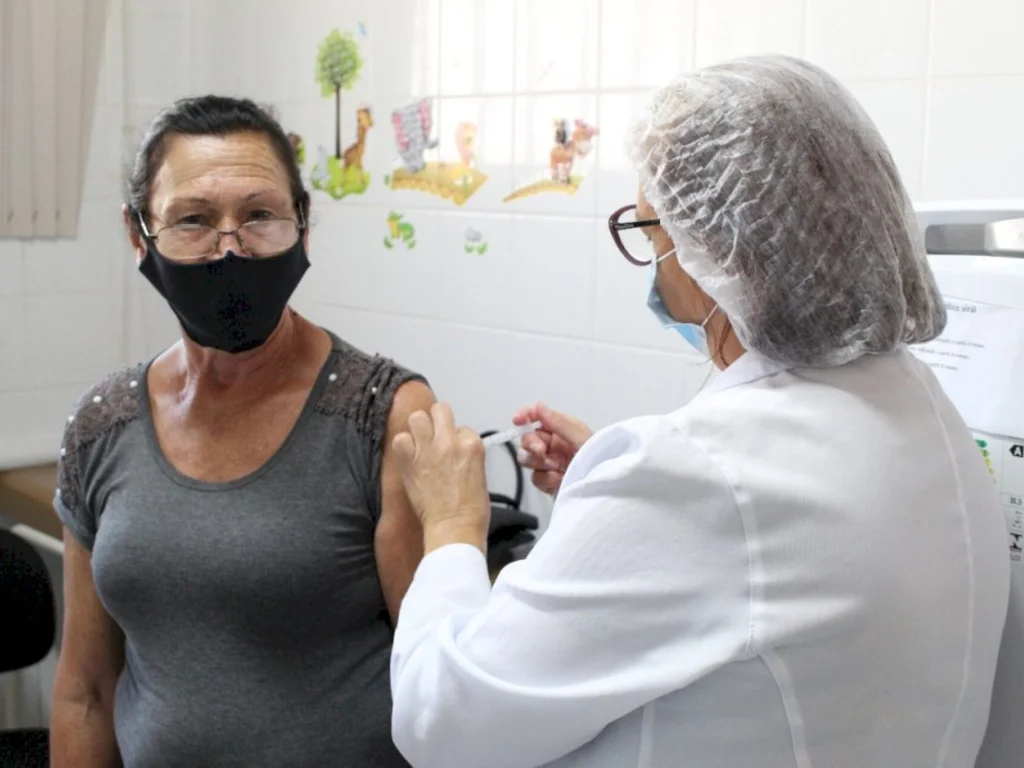 COMEÇOU: A PERSEGUIR OUTRO MINISTRO