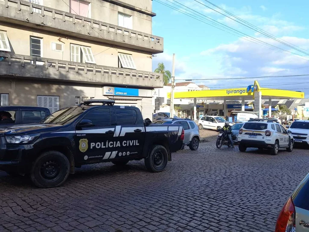 Homem armado assalta lotérica no centro da cidade