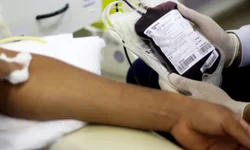 Começa vacinação de idosos com doses bivalentes