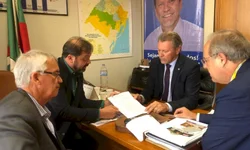 Página reúne histórico de partidos desde 1945