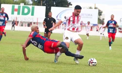 Bagé empata em casa e time sai vaiado