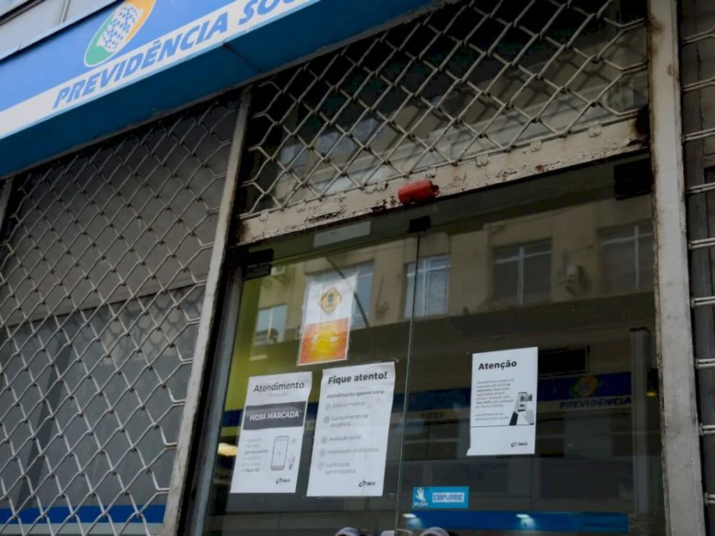 Prazo para agendar revisão de perícia médica no INSS termina hoje