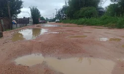 Equipes trabalham 24 horas por dia na recuperação do Km 132 da BR 290