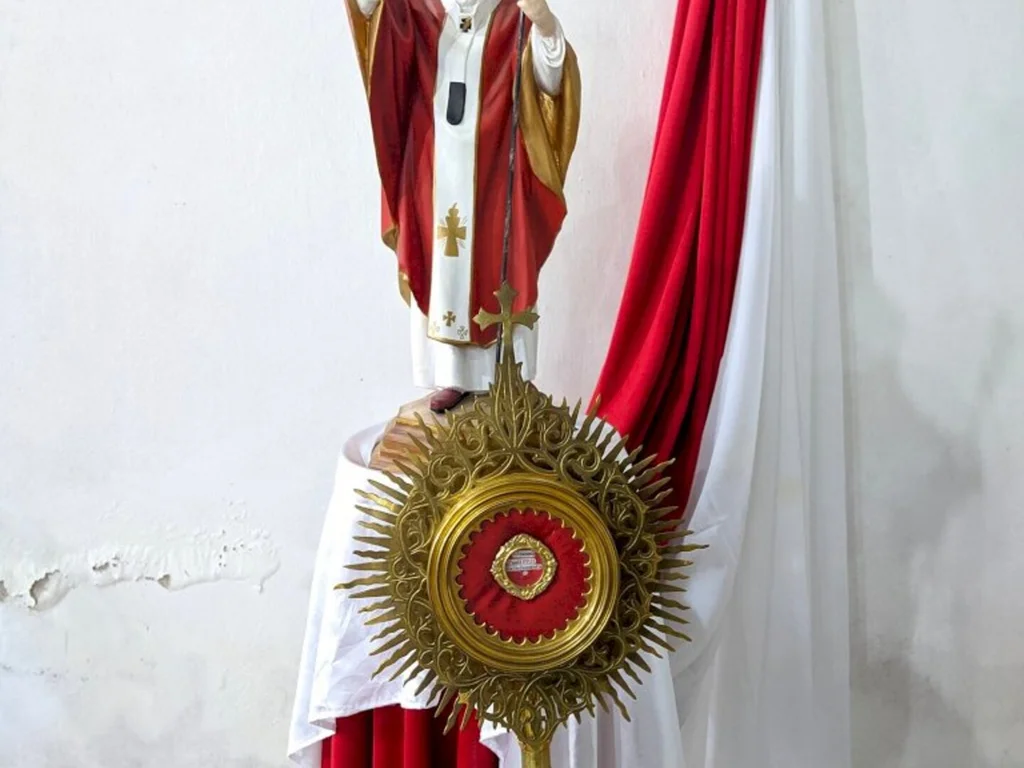 Relíquia de São João Paulo II está exposta em Bagé