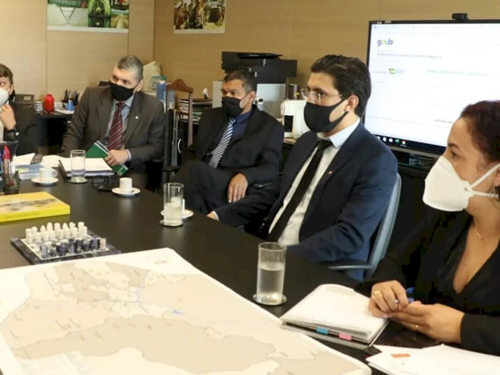 Pedetista em meio aos petebistas em Brasília