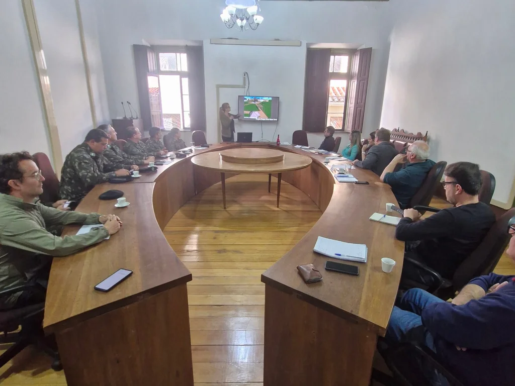 Prefeitura apresenta projeto do Parque Forte de Santa Tecla ao Exército