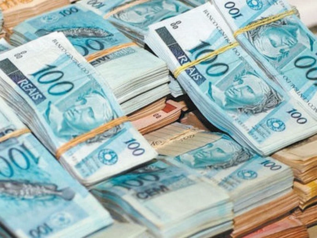 Parlamentares na justiça contra o ‘fundão’ eleitoral