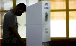 Eleitor pode levar colinha para agilizar votação