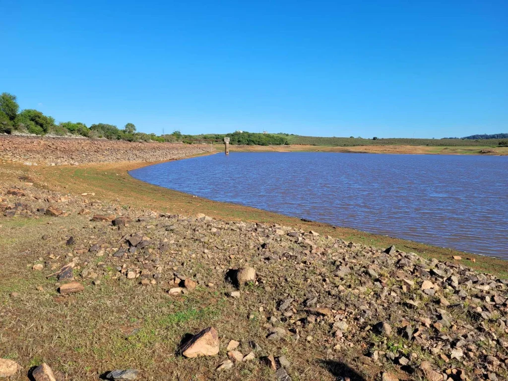 Sanga Rasa está próxima de déficit de oito metros