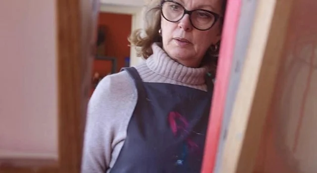 Exposição celebra 40 anos de trajetória de Rejane Karam