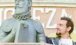 ‘Pessoas que têm por hábito falar mal de outras pessoas, revelam ao mundo sua baixa autoestima’   MP