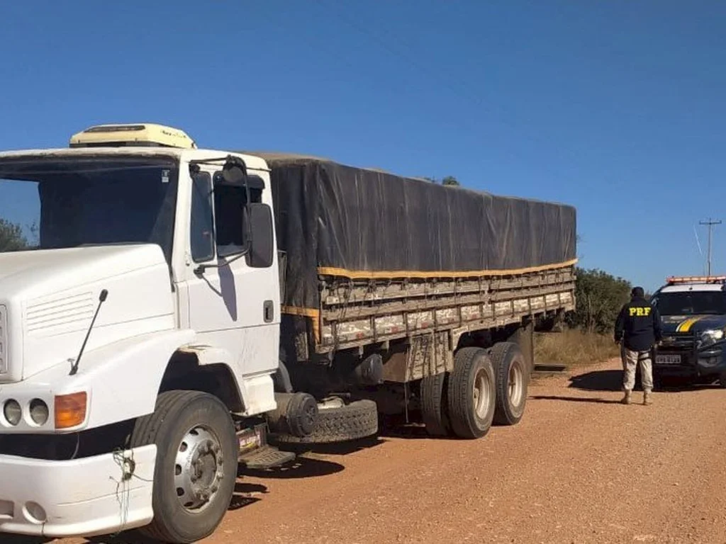 Caminhoneiro de Bagé é preso com mercadorias ilegais