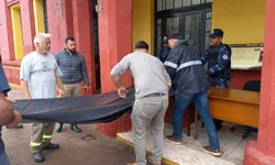 Prefeitura informa sobre distribuição de lonas e telhas