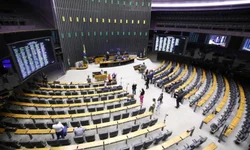 Mainardi e Ana Paula buscam retomada dos serviços da saúde auditiva