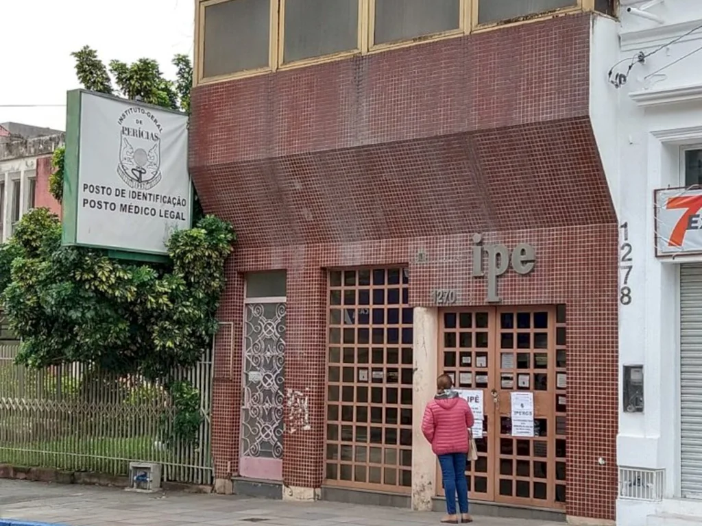 Mais de mil vagas estão abertas em concursos da Saúde