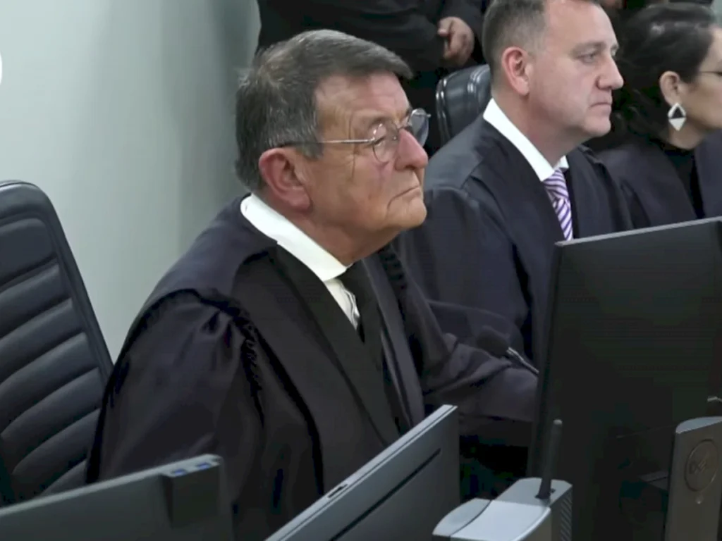 Tribunal de Justiça anula júri da boate Kiss