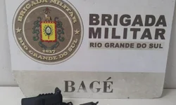 Homem é preso por porte ilegal de arma de fogo