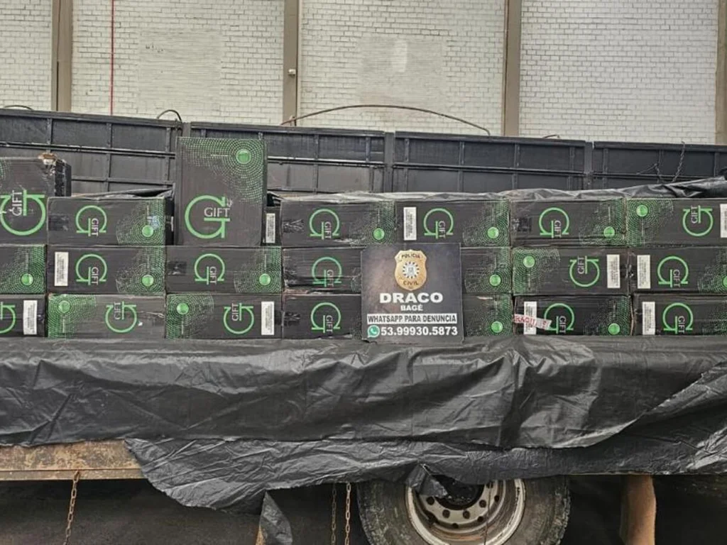 Operação Nicotina apreende carga de cigarros contrabandeados na fronteira