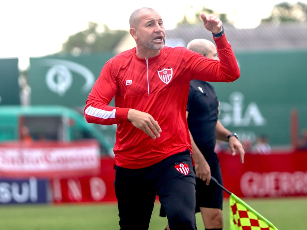 Márcio Nunes não é mais o técnico do Guarany