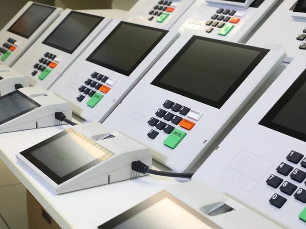 Eleição do ano que vem terá novas urnas eletrônicas