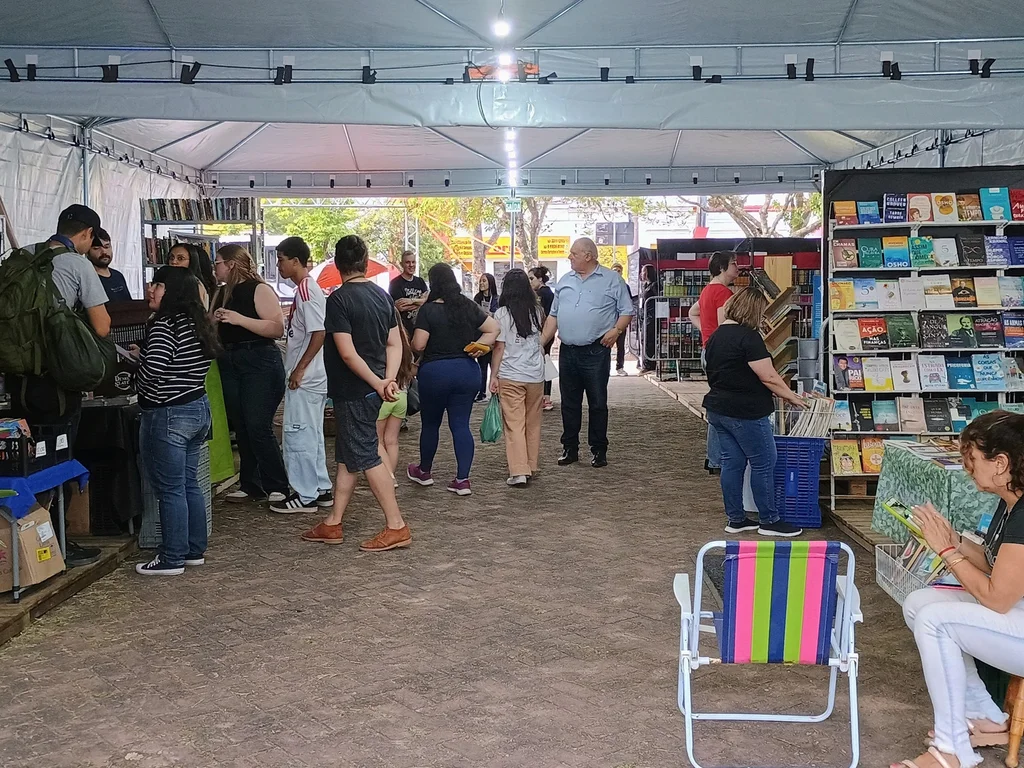 Programação destaca lançamentos de autores locais