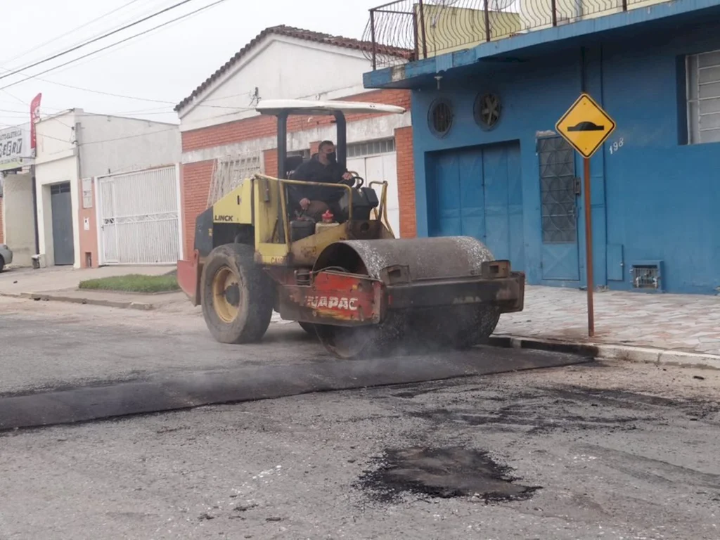 Ruas serão pavimentadas com blocos de concreto