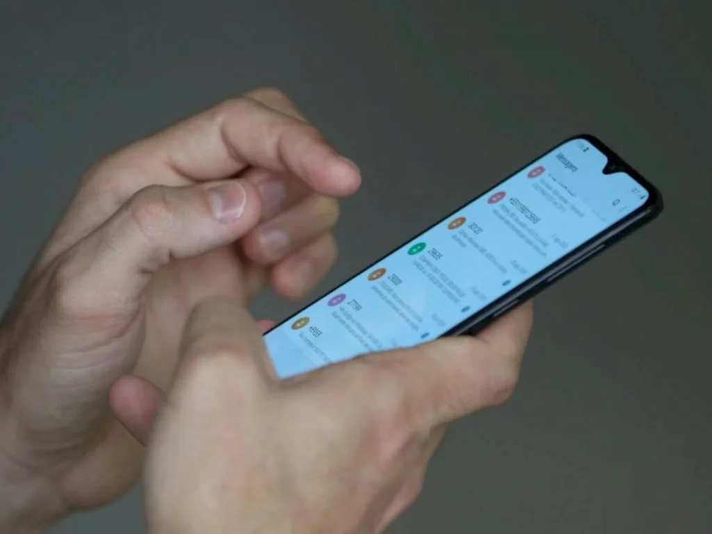 Anatel faz consulta pública para padronizar carregadores