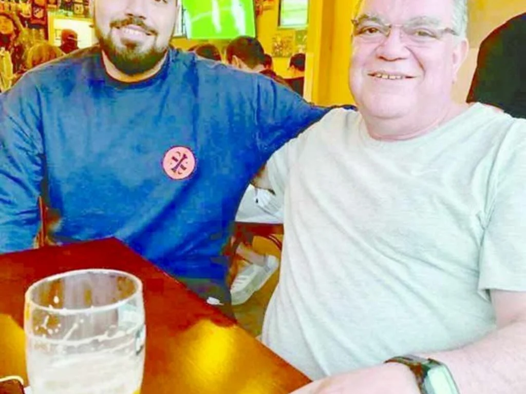 ‘Dedica-se a esperar o futuro apenas quem não sabe viver o presente’  –   Sêneca