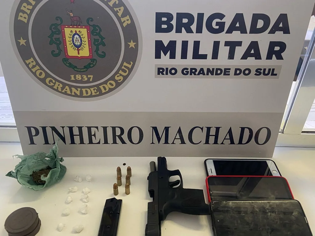 Homens tentam fugir e terminam na cadeia