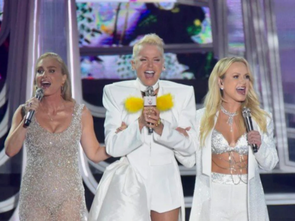 Angélica, Xuxa e Eliana emocionam público em encontro