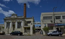 Delegacia recebe computadores da Sicredi