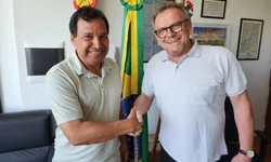 Mainardi confirma suspensão de vantagens e de cedências de funcionários