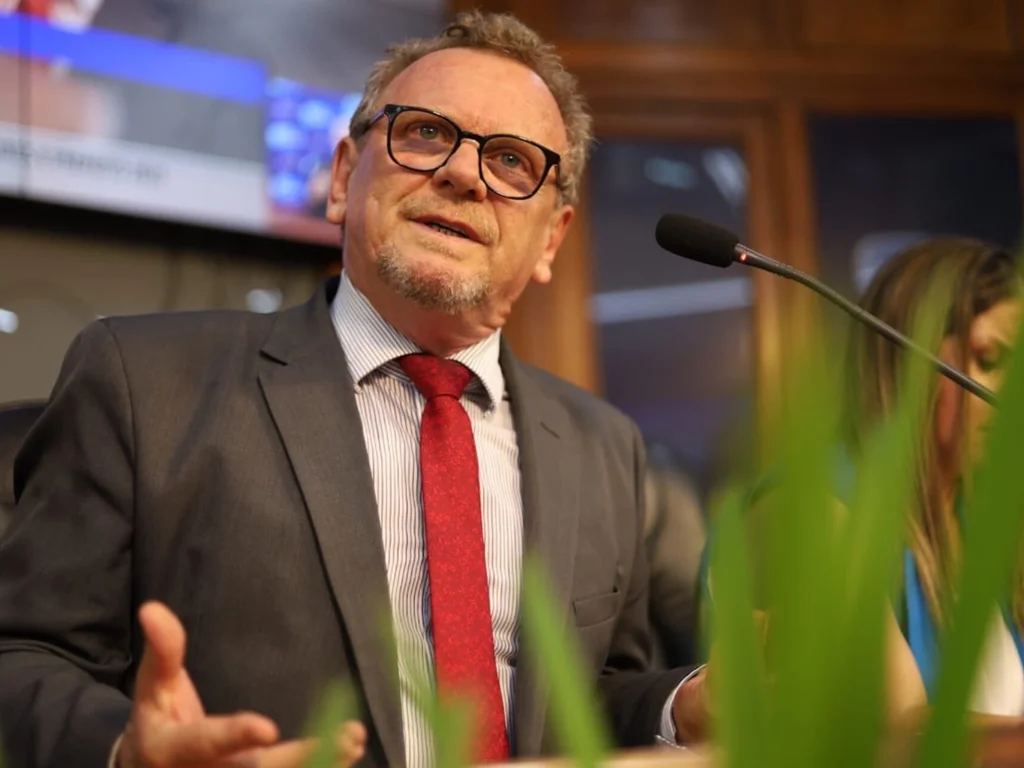 Mainardi e Beto assumem o Executivo de Bagé