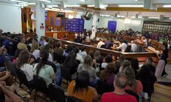 Câmara aprova projeto que reestrutura salários dos municipários