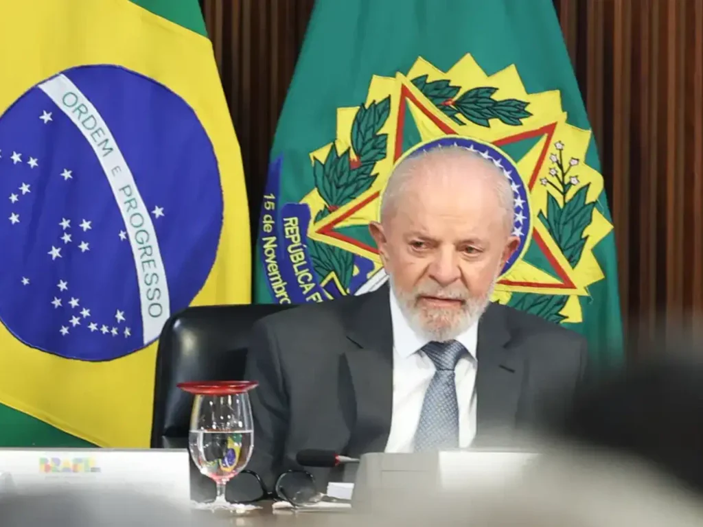 Ameaças “insistem em sobreviver”, diz Lula sobre golpe de 64