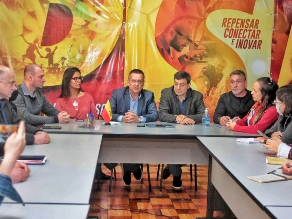 Beto Alburquerque desiste da disputa ao Piratini