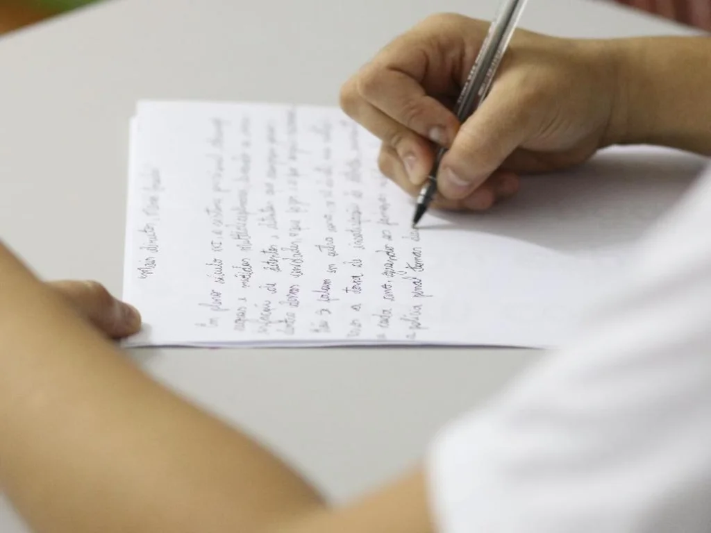 Abertas inscrições para 54º Concurso Internacional de Redação de Cartas