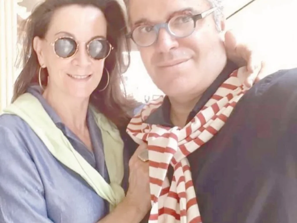 ‘Não se pode acreditar que é possível ser feliz procurando a infelicidade alheia’   Sêneca